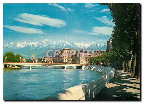 Moderne Karte Les Alpes en couleurs naturelles Grenoble les quais de l'Isere et la chaine de Belledonne