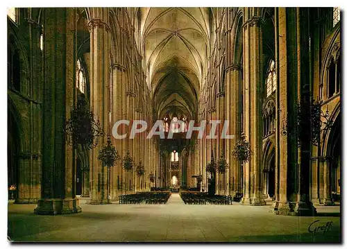 Cartes postales moderne Bourges Cher Cathedrale St Etienne La Nef