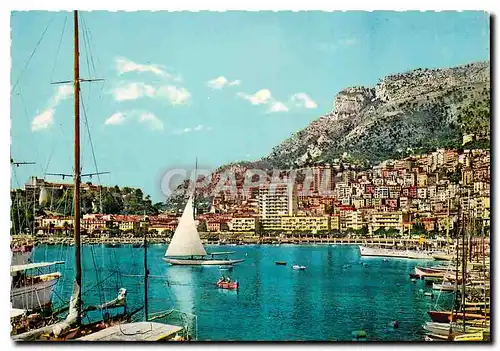 Cartes postales moderne Principaute de Monaco Le port de Monte Carlo au fond le Palais du Prince