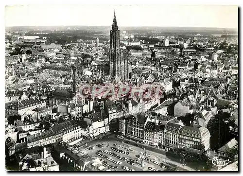 Cartes postales moderne Strasbourg Bas Rhin Place Kieber et Cathedrale Vue aerienne