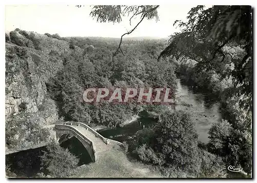 Cartes postales moderne Pierre Perthuis Yonne Vallee de la Cure Le Pont Romain