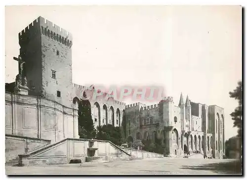 Cartes postales moderne Avignon Palais des Papes Facade occidentale et Tour Campane