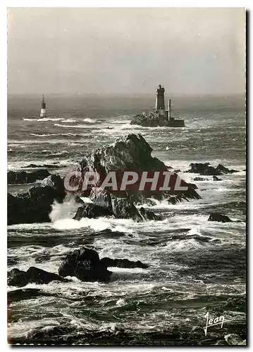 Cartes postales moderne La Bretagne La Pointe du Raz Finistere Extreme pointe et le phate de la Vieille