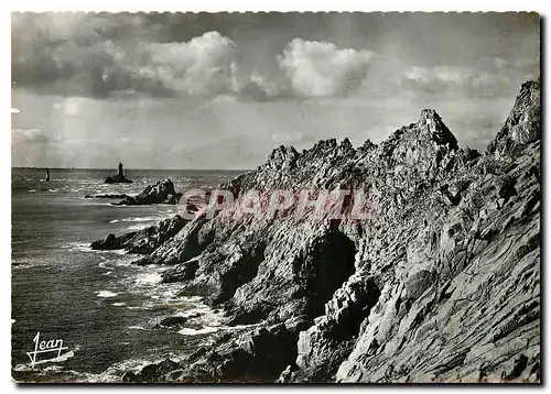 Cartes postales moderne La Bretagne Pointe du Raz Finistere et le Phare de la Vieille