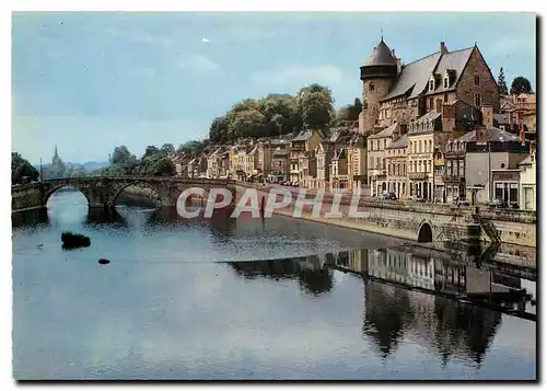 Cartes postales moderne Laval Mayenne La Mayenne Le Chateau ND d'Avesnieres