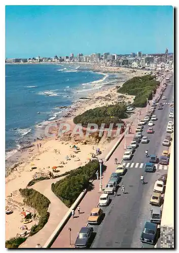 Cartes postales moderne Les Sables d'Olonne Vendee Vue generale de la Plage et du Remblai