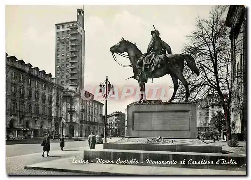 Cartes postales moderne Torino Piazza Castello al Cavaliere d'Italia