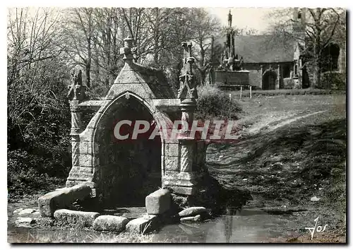 Cartes postales moderne Charme de Bretagne Fontaine sacree pres de la petite chapelle St Venec