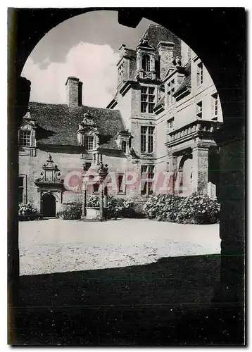Ansichtskarte AK Saint Vougay Finistere Le Chateau de Kerjean La Cour