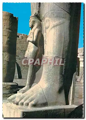 Cartes postales moderne Egypt Luxor Louxor Statuette de Nefertari Femme de Ramses II