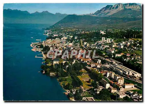 Cartes postales moderne Evian les Bains La Station et les Memises