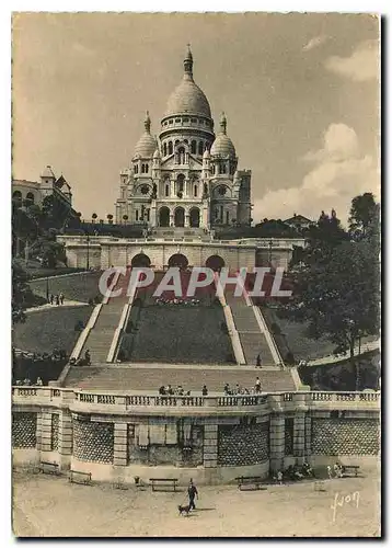 Cartes postales moderne Paris Le Sacre Coeur de Montmartre et l'escalier monumental