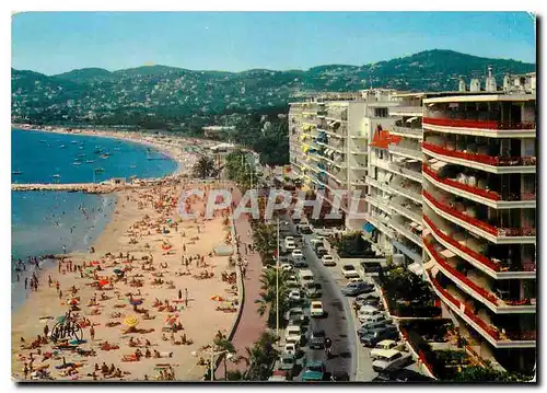 Cartes postales moderne La Cote d'Azur Juan les Pins L'Avenye Guillaumant et la plage