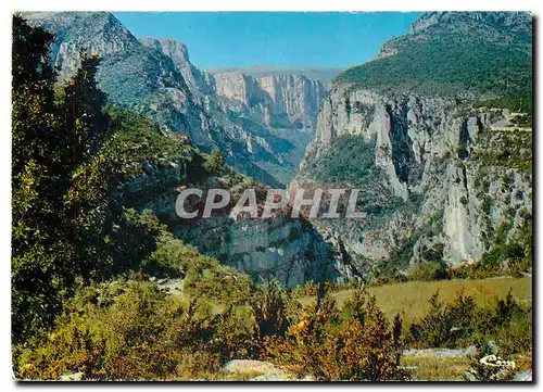 Cartes postales moderne Les Gorges du Verdon La Corniche Sublime vue sur les balcons