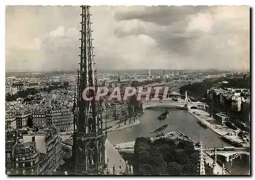 Cartes postales moderne Paris en Flannant Vue panoramique prise de Notre Dame