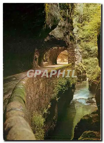 Cartes postales moderne Le Vercors La route a l'interieur des Grands Goulets et la Vernaison