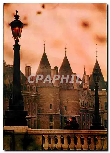 Cartes postales moderne Paris Les Tours de la Conciergerie