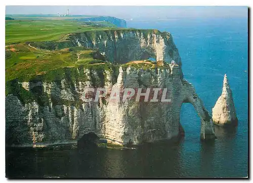 Cartes postales moderne Etretat Vue generale