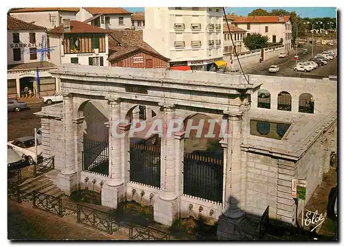 Cartes postales moderne Dax Landes Vue plongeante sur la Fontaine Chaude