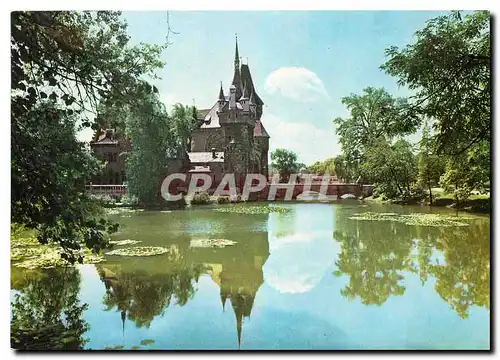 Cartes postales moderne Budapest Town park Vojdahunyad Castle