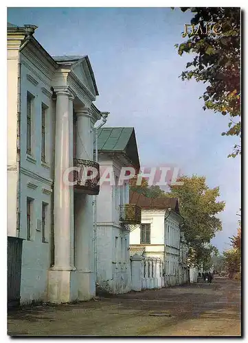 Moderne Karte Pljess Dwelling house with columns
