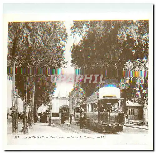 Cartes postales moderne La Rochelle - Place d'Armes - Station des Tramway
