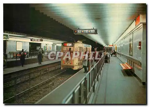 Cartes postales moderne Bruxelles Arts Loi Metro