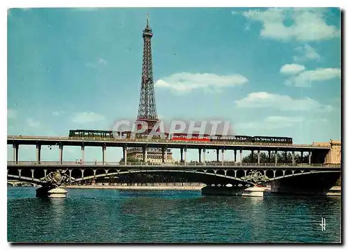 Cartes postales moderne La Tour Eiffel La Seine au pont Bir Hakeim