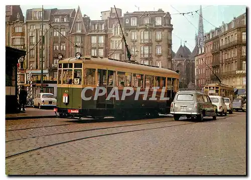 Cartes postales moderne Motrice a essieux type 800 Vue prise en 1964 place de la Gare a Lille