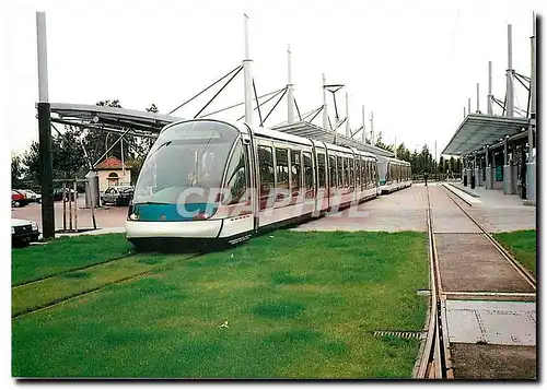 Cartes postales moderne Strasbourg Le nouveau Tramway a la station Rotonde