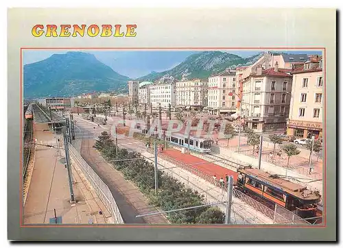 Cartes postales moderne Grenoble L'ancien Tramway - Le nouveau Tramway
