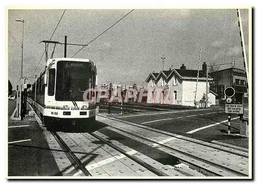 Cartes postales moderne Nantes (13/04/1985) Le tramway a la Gare Doulon