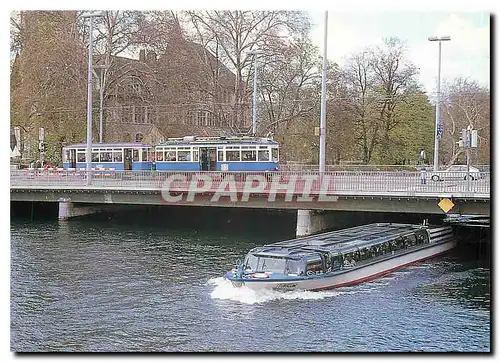 Cartes postales moderne Verschiedene generationen in Zurich