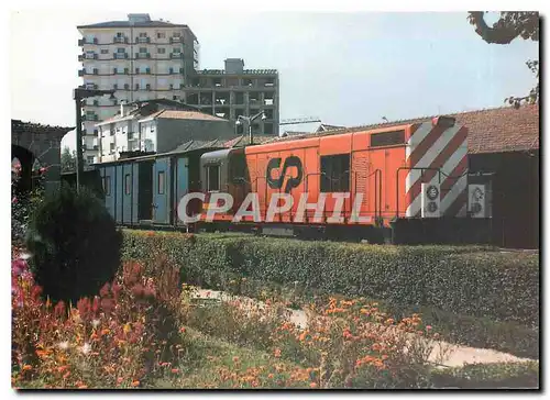 Cartes postales moderne Composicao com locomotiva Alsthom na Estacao de Chaves