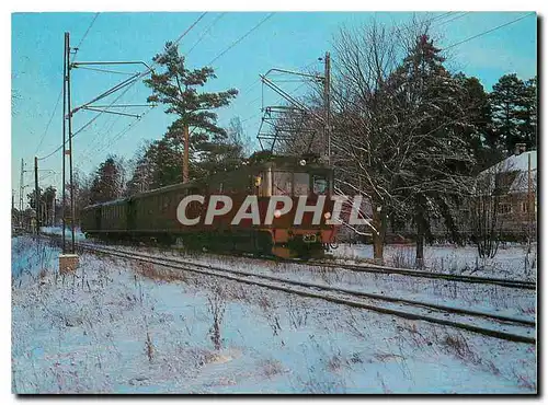 Cartes postales moderne RB the narrow gauge rostagen raiway electric locomotive passes Djursholms Ekiby