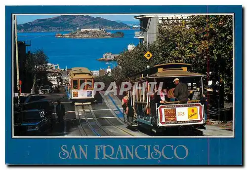 Cartes postales moderne San Francisco cable cars passing on the hide street line stop Russian hill