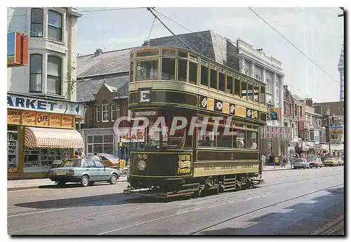 Moderne Karte Bolton tram is seen here running on Blackpool Boruough Council s famous coastal tramway