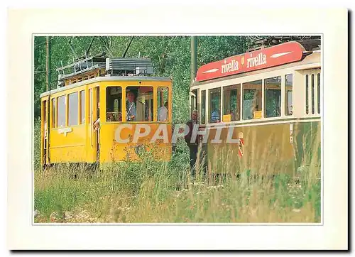 Cartes postales moderne Promenade originale sur la berge de la Deule