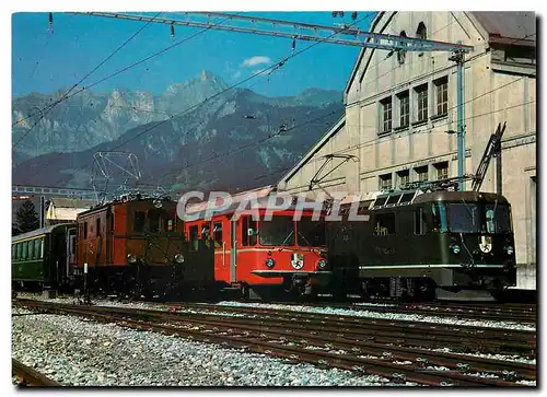 Cartes postales moderne Locomotive Ge 2 4 Nr 205 Zwei Triebfahrzeug Generationen der Rhatischen Bahn