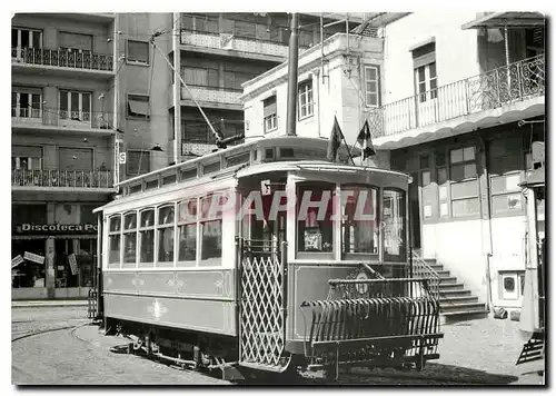 Cartes postales moderne Fur die Touristen richtete Carris Verkehrsbetriebe Lissabon 1965 zwei Triebwagen