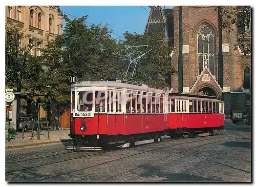 Cartes postales moderne VEF restored tram car type K no 2447 at Laurentiusplatz Vienna