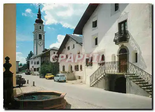 Cartes postales moderne Bever Oberengadin Dorfpartie mit Restaurant Crasta Mora und Kirche