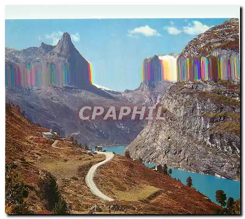 Cartes postales moderne Vals Zervreila mit Zervreilahorn