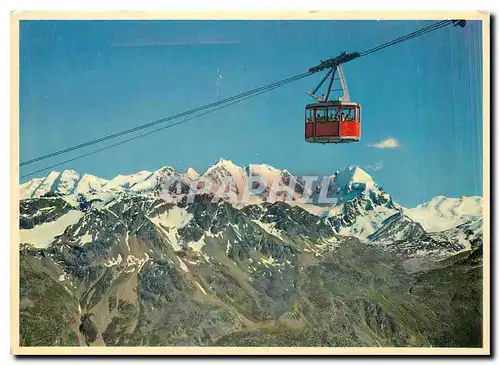 Cartes postales moderne St Moritz Luftseilbahn Corviglia Piz Nair mit Bernina Gruppe