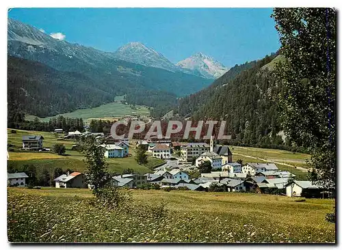 Cartes postales moderne Dorfpartie Sta Maria Val Mustair mit Piz Daint
