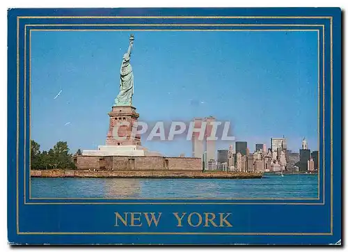 Cartes postales moderne New York The Statue of Liberty with the lower New York skyline in the background