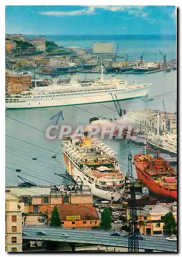 Moderne Karte Genova II porto con l'ammiraglia della Flotta Italiana in partenza