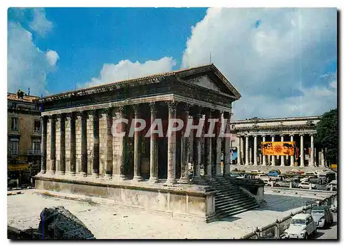 Cartes postales moderne La Rome Francaise Nimes La Maison Carree