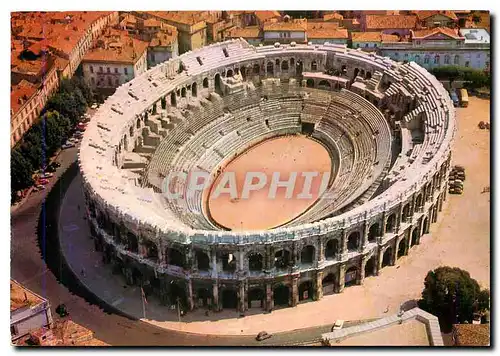 Cartes postales moderne Nimes Gard Les arenes debut du 1st siecle de notre ere presentet la forme d'une ellipse