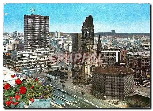 Cartes postales moderne Berlin Centre de l'Europe et l'Eglise de Memoire